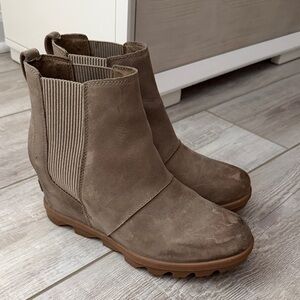 Sorel Women's Tan Ankle Boots